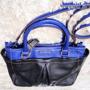 Clarks Genuine Leather Handbag for Spring Deep Blue & Black Like New Purse